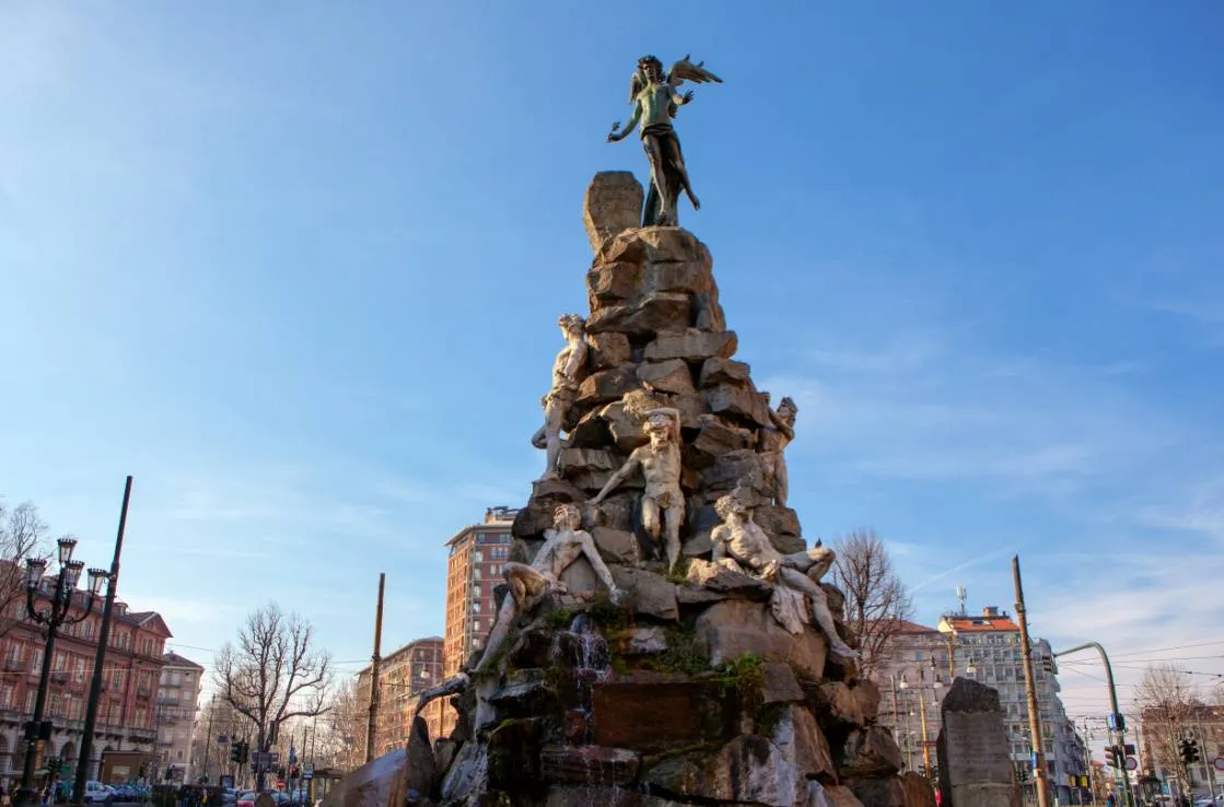 Monumento Fréjus in Piazza Statuto, Torino